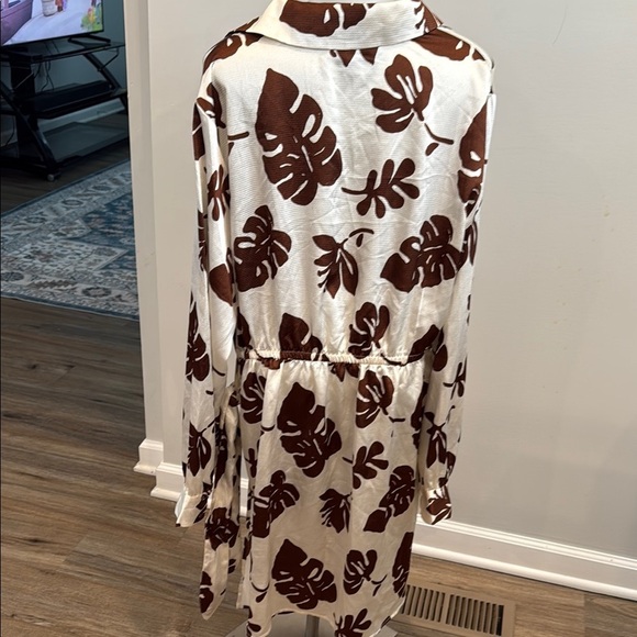 Forever 21 + 2X Brown and White Leaf Print Dress - Picture 7 of 11